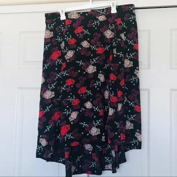 Sejour Flowy High low Floral Skirt Fairy Gothic Plus Size 1X NWT - Picture 5 of 5